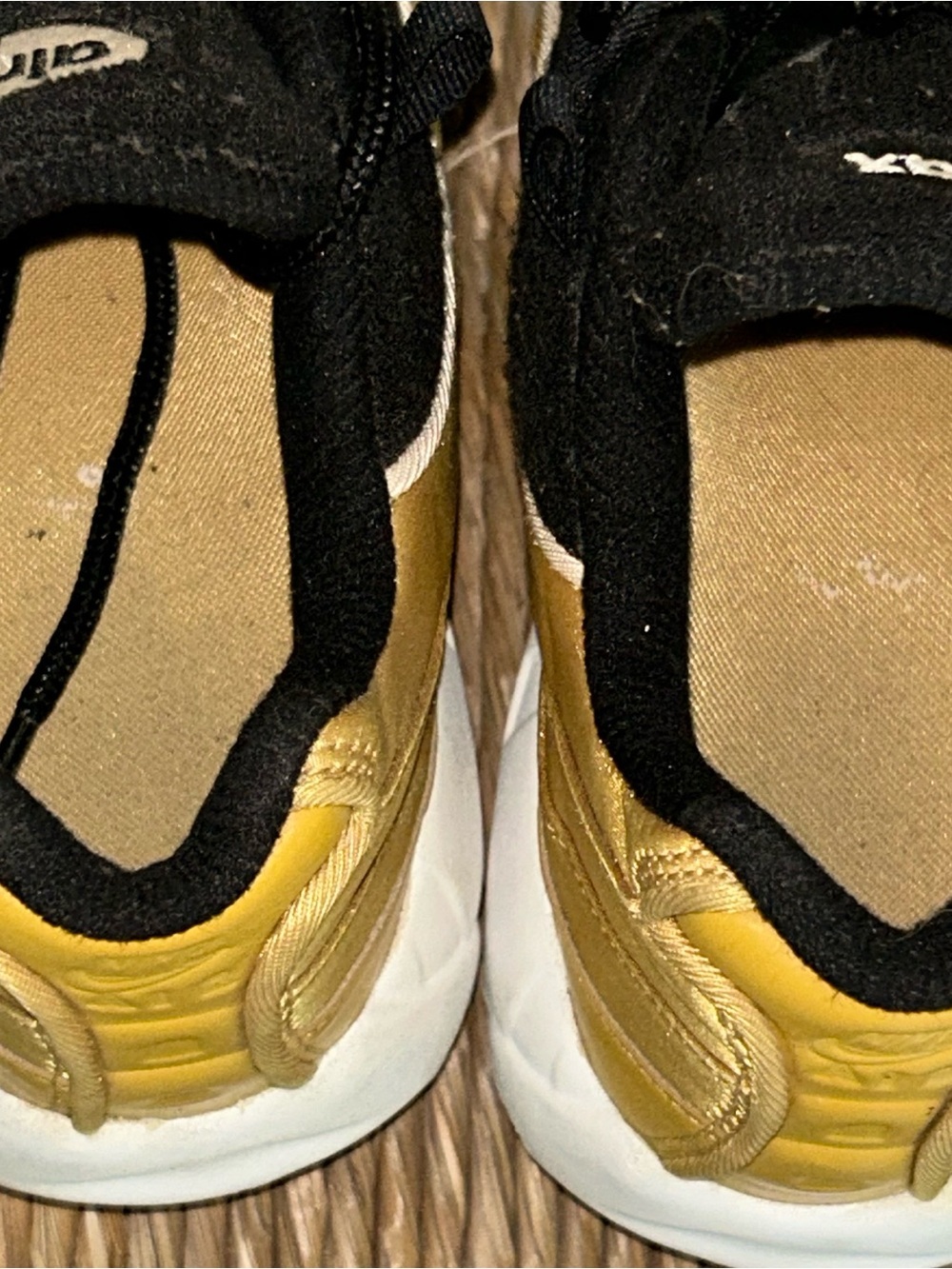 Nike Air Max 95 LX Wheat Gold Black Satin Sneakers Women’s 7.5 AA1103-700 - Picture 9 of 9
